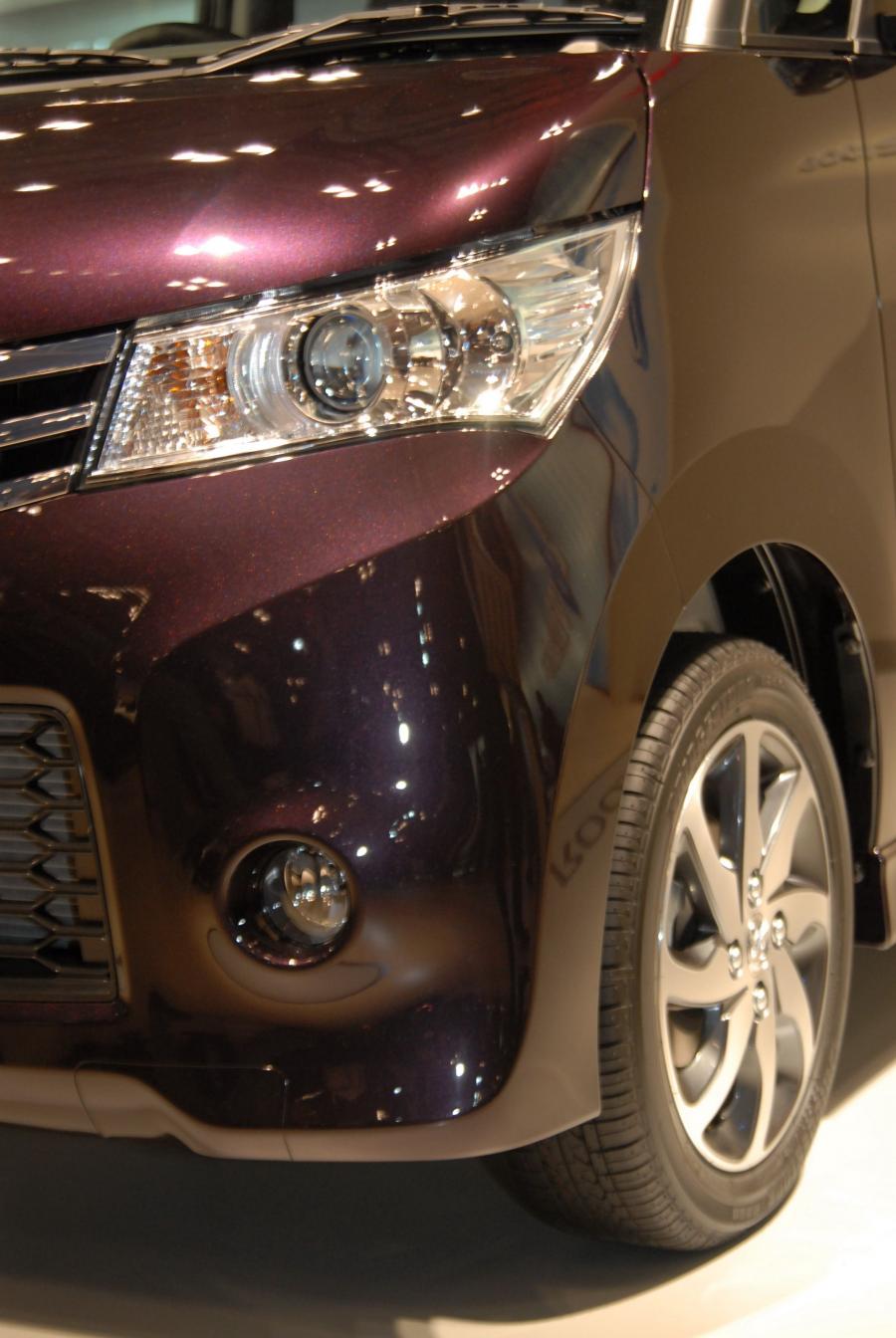  Nissan Roox 2010 года  (фото 22 из 23)
